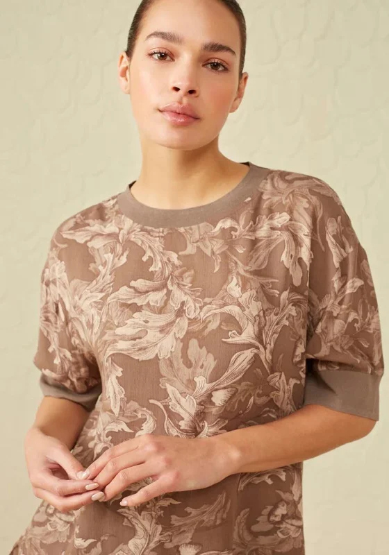 YAYA Round Neck Historio Print Top, Falcon Brown Dessin