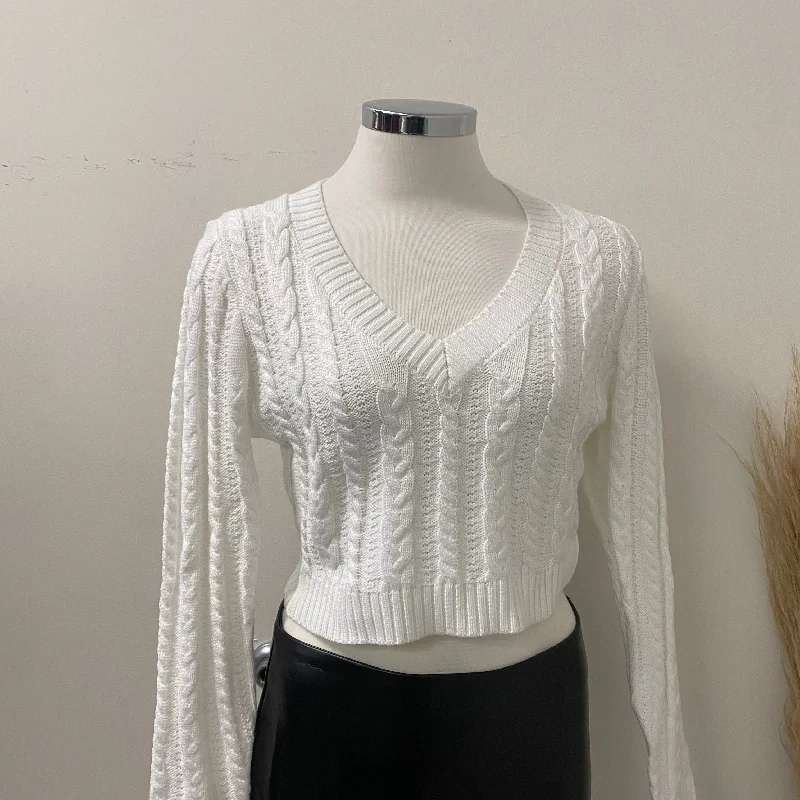 Crop Sweater -White