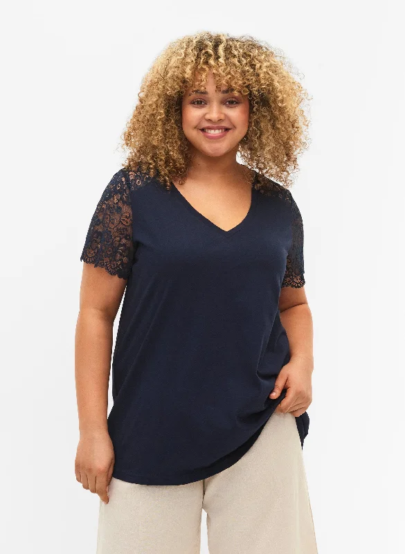 Zizzi Brynn T-Shirt in Navy